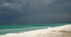 הרב לייטמן - חוף ים שמיים חול
