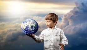 הרב לייטמן - ילד מחזיק את העולם